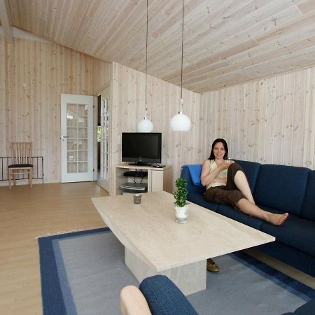 10 Person Holiday Home In R Dby Kramnitse Eksteriør bilde