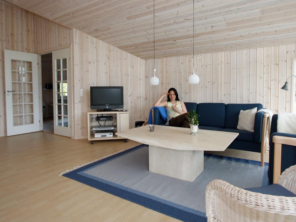 10 Person Holiday Home In R Dby Kramnitse Eksteriør bilde
