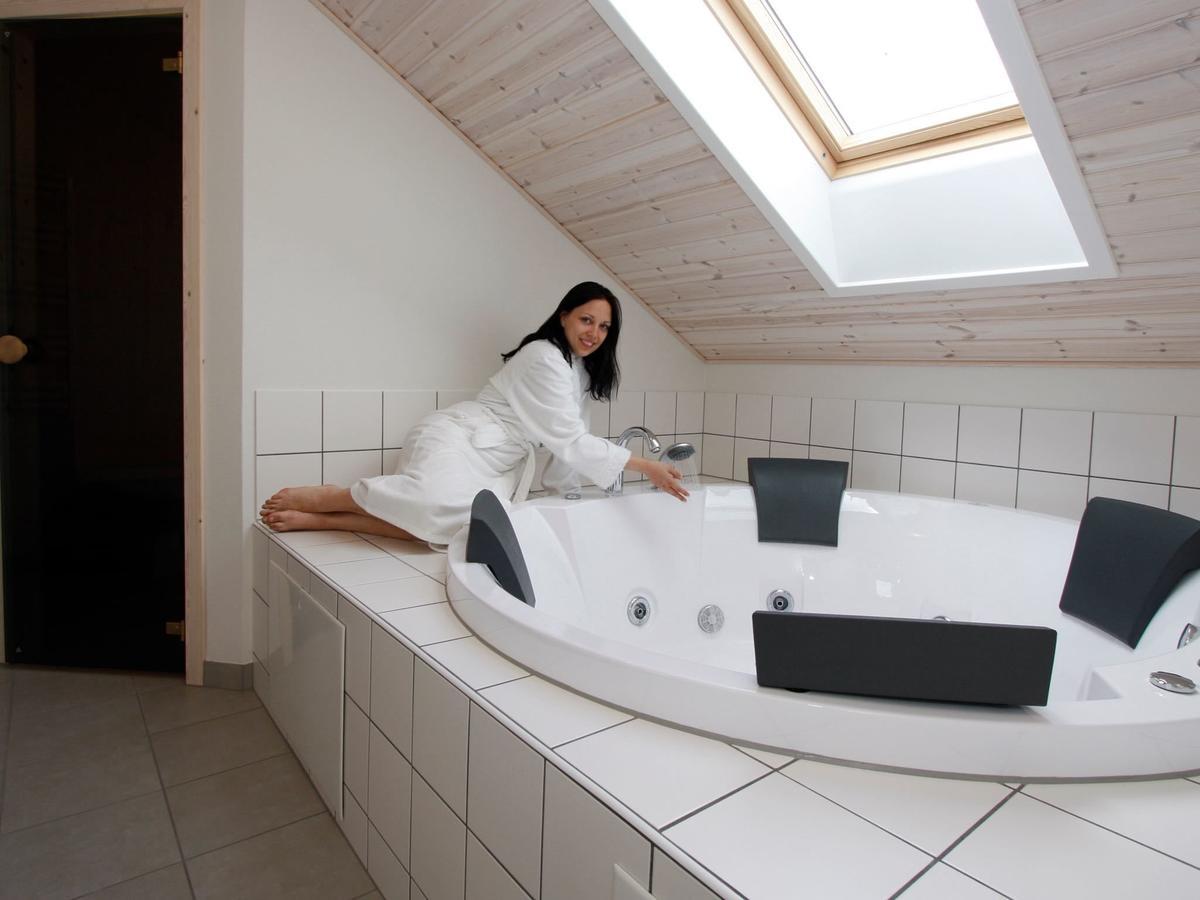 10 Person Holiday Home In R Dby Kramnitse Eksteriør bilde